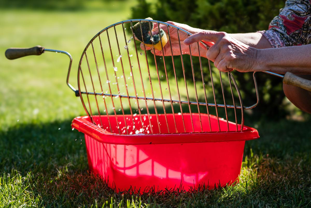 How to Clean Your BBQ Grill With Soap Water
