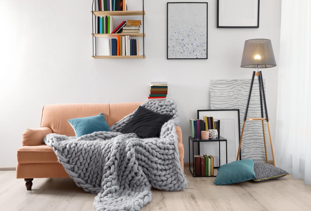 How to Create a Comfortable Setting for Your Book Room