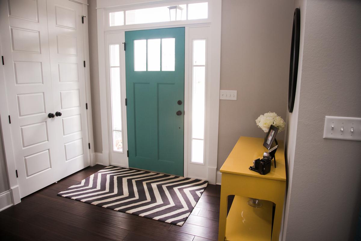 How to Declutter Your Entryway and Start Your Day With a Clean Slate