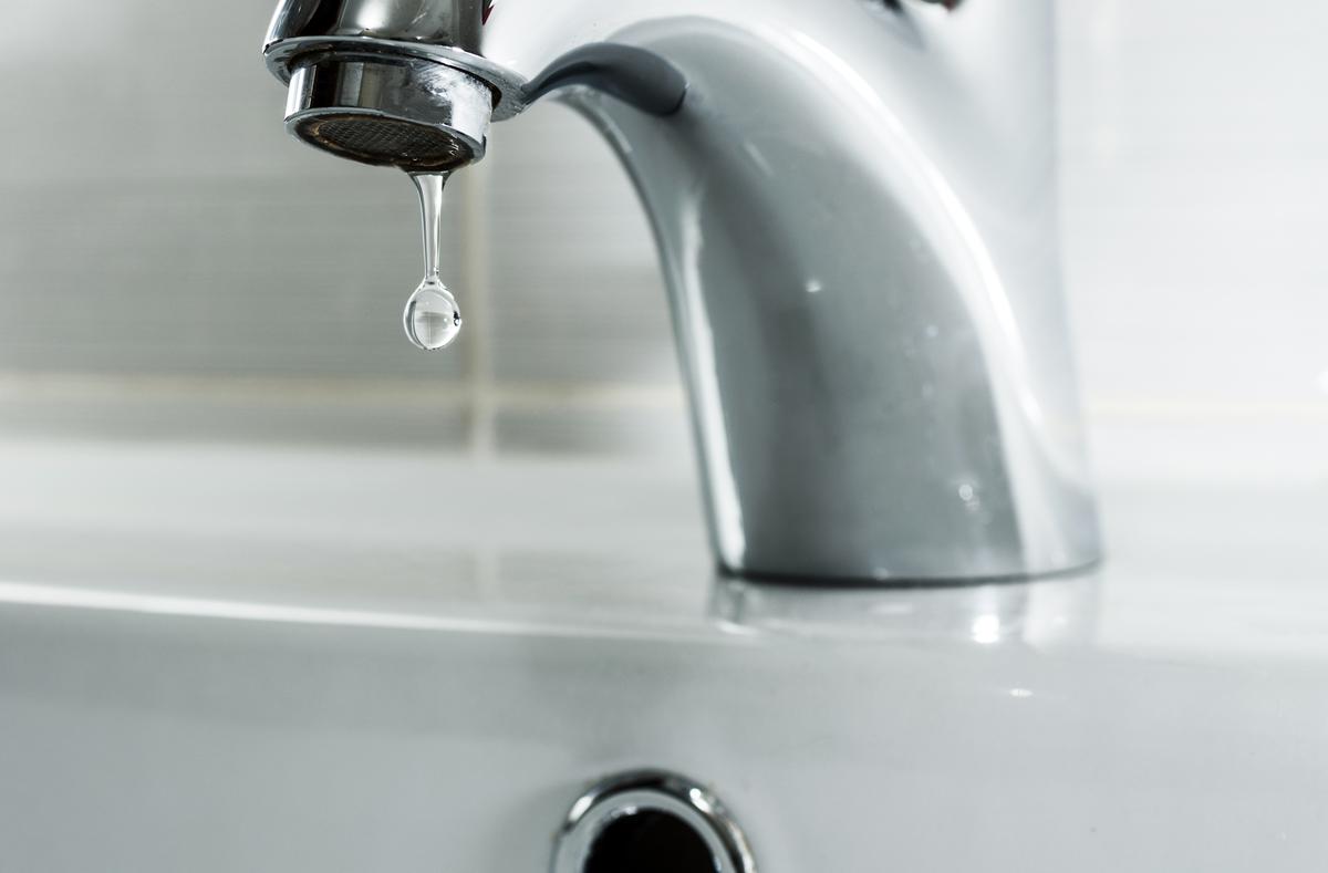 How to Fix a Dripping Faucet