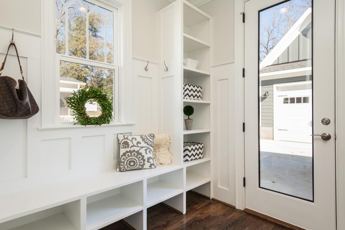 How to Implement Natural Light Into Your Mudroom
