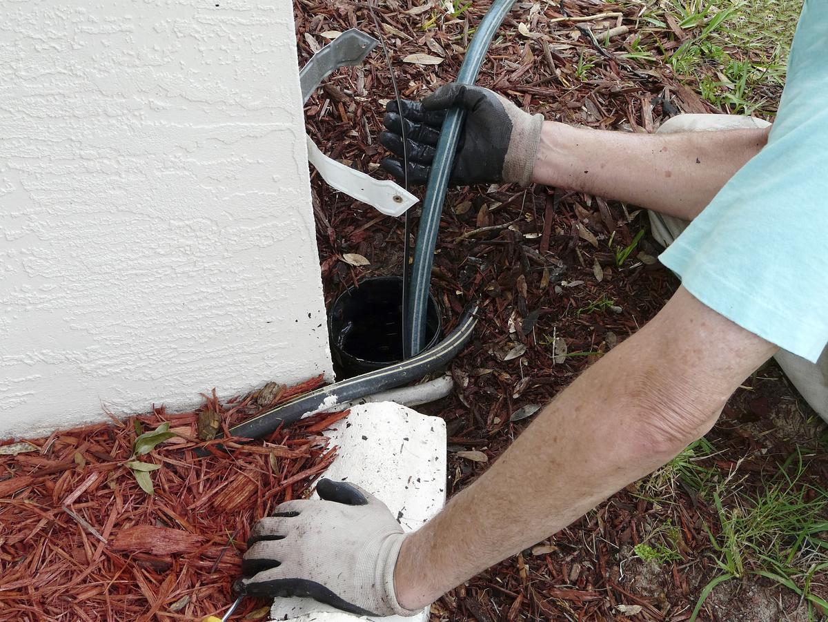 How to Maintain Your Gutter and Downspout