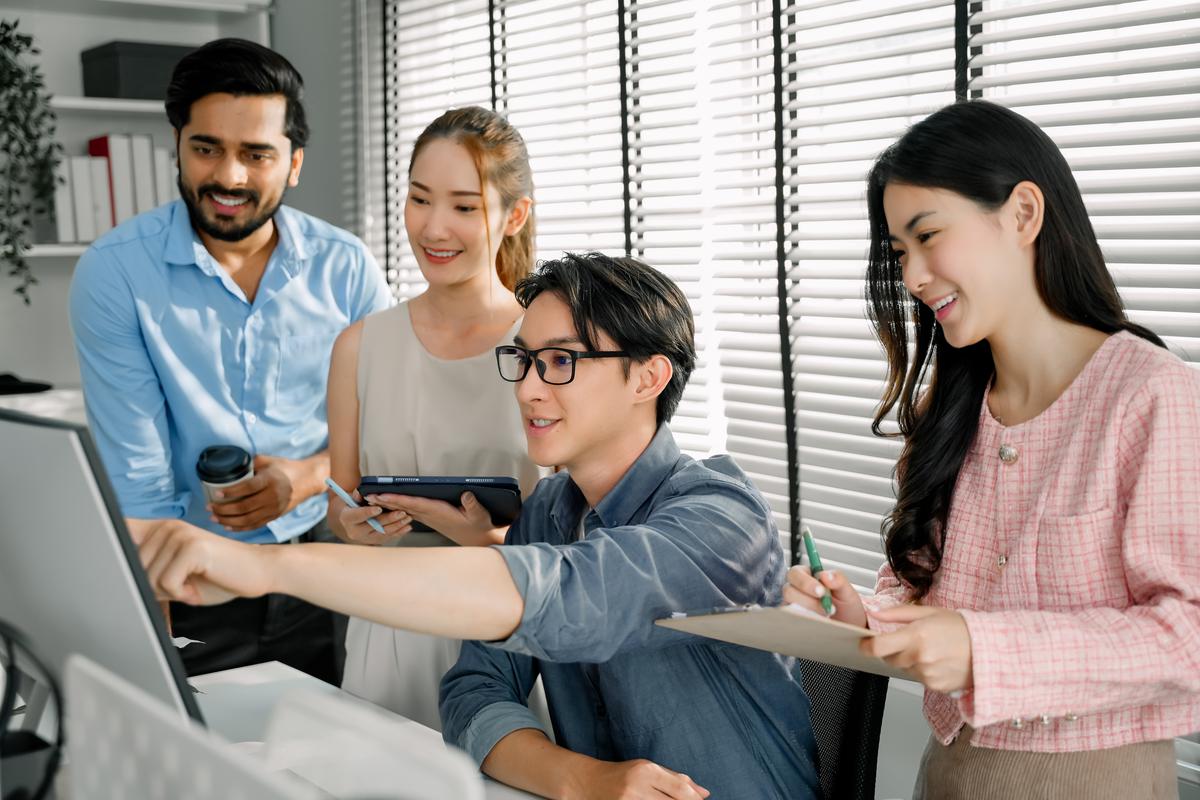 Efficiency Refined: Streamlining Workflow for Optimal Results.