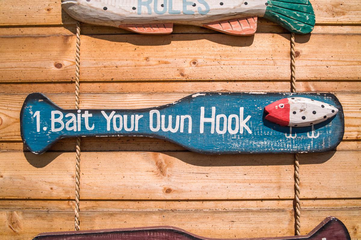 Incorporating Fishing Motifs Into Your Bedroom