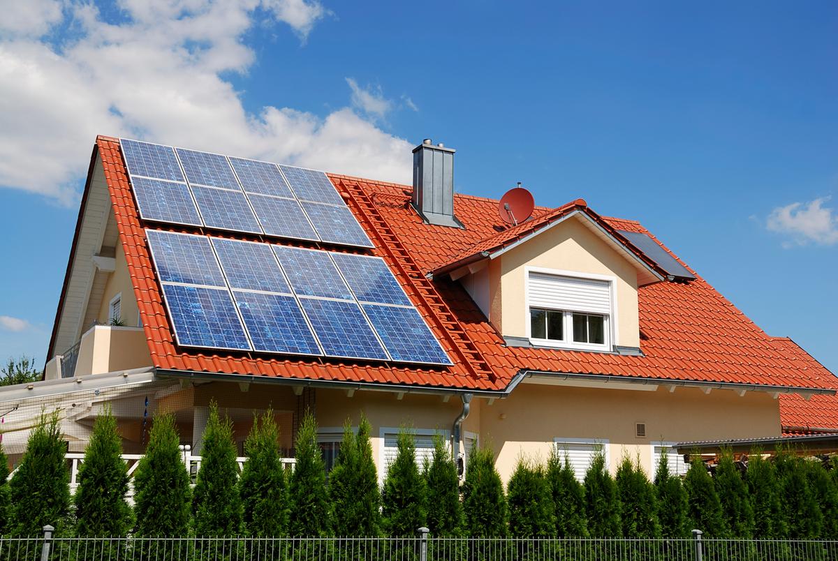 Solar Panels Boost Home Value in the Real Estate Market.