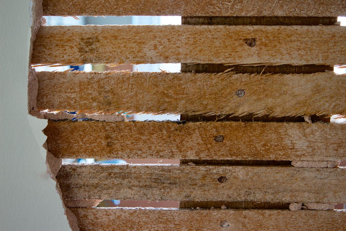 Insulation Is Convenient With Lath and Plaster