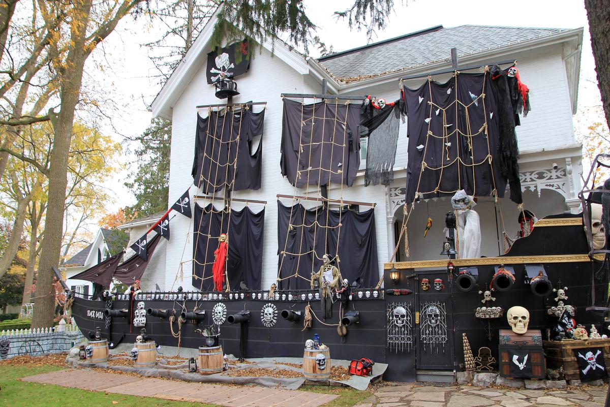 Life-Size Pirate Ships Are Not Easy to Build, but Worth the Effort