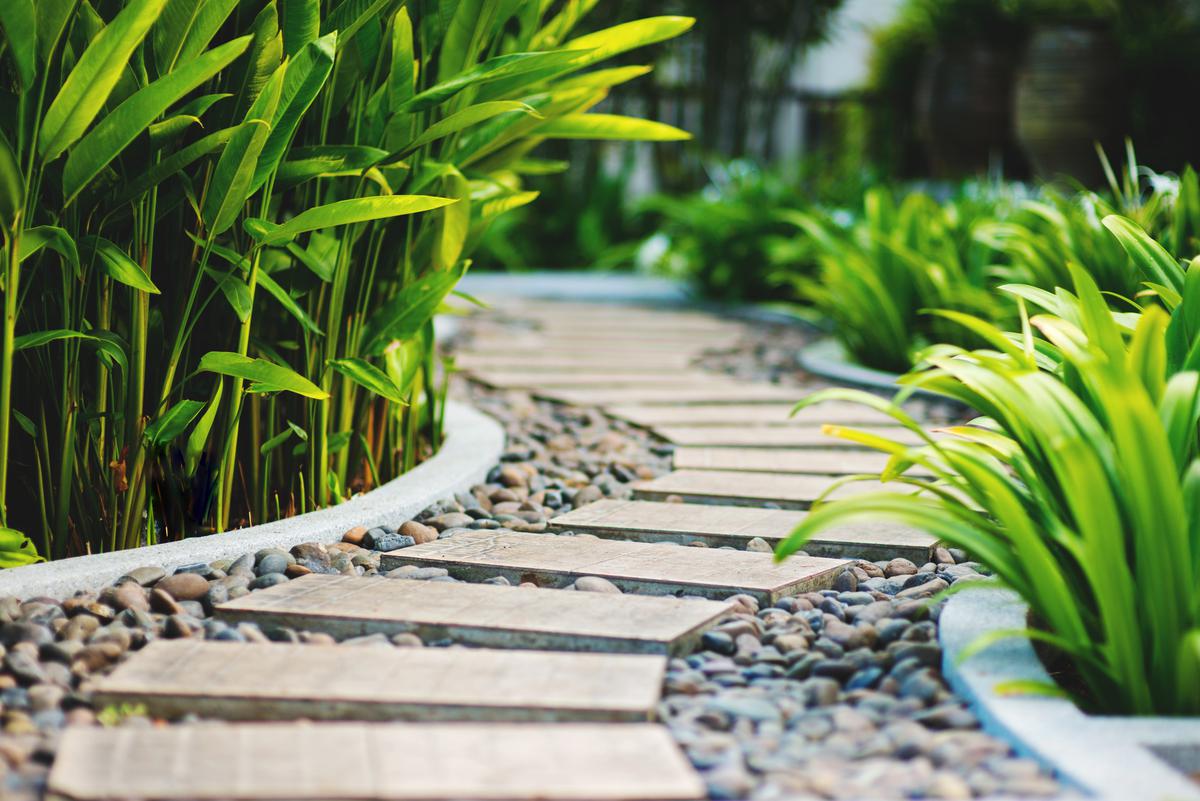 Paver Paths That Are Both Functional and Zen