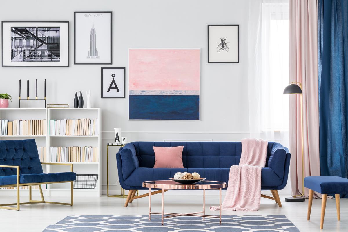 Playing with the Colors of Your Living Room Curtains