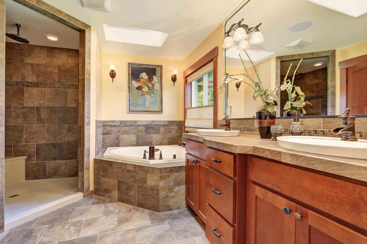 Pros and Cons of Choosing Stone Flooring for Your Bathroom