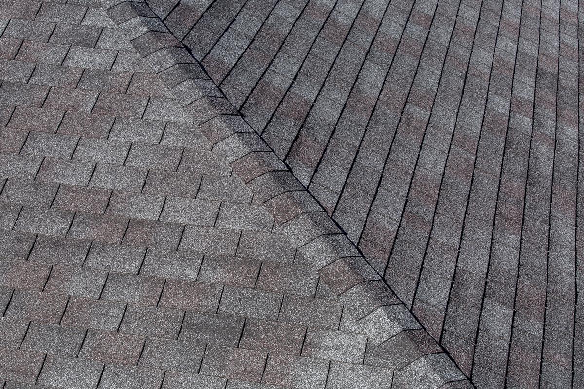 Pros and Cons of Three-Tab Asphalt Shingles