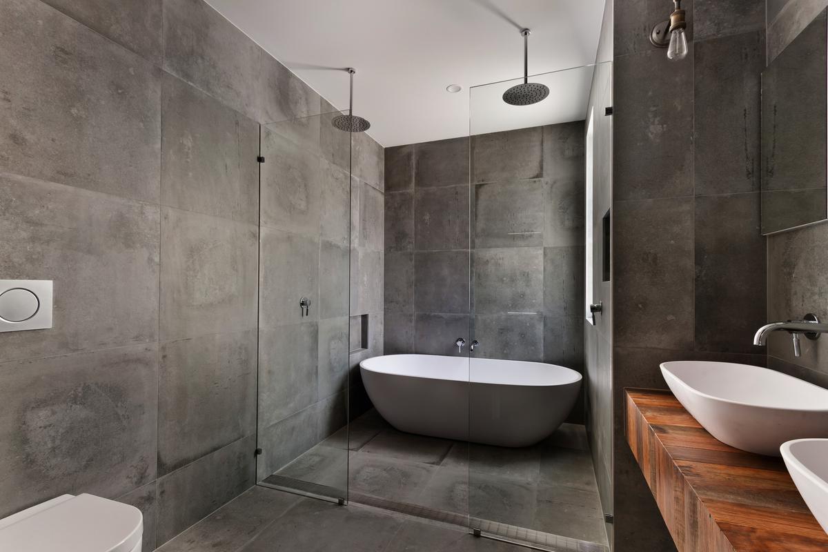 Slick, Yet Earthy Stone Wall Bathroom Tiles Are Always a Good Idea