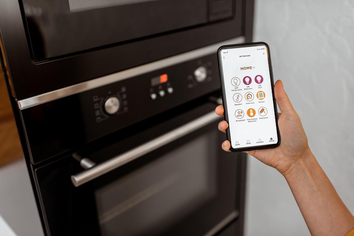 Stay In Control With A Smart Oven