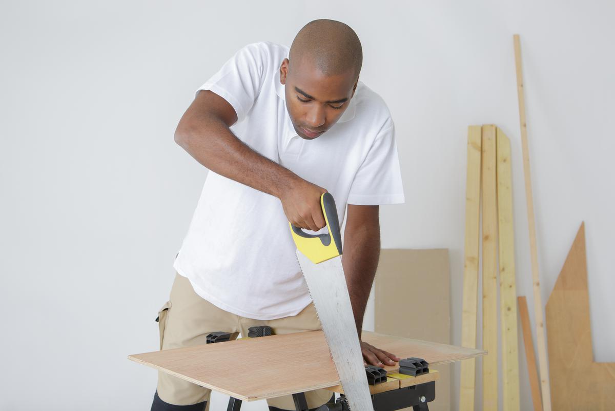 Take extra care when cutting the sections of the drawer.