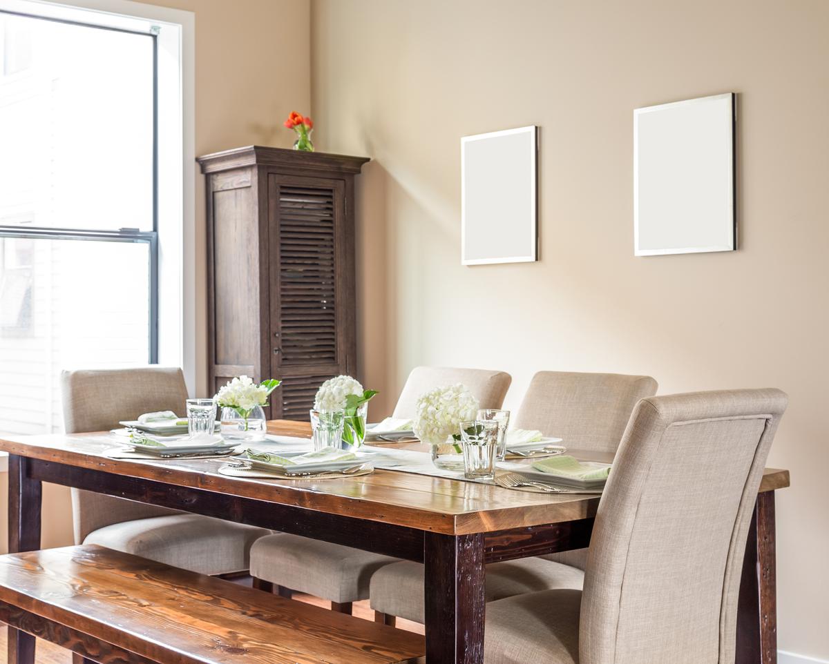 The Advantages of Dining Benches