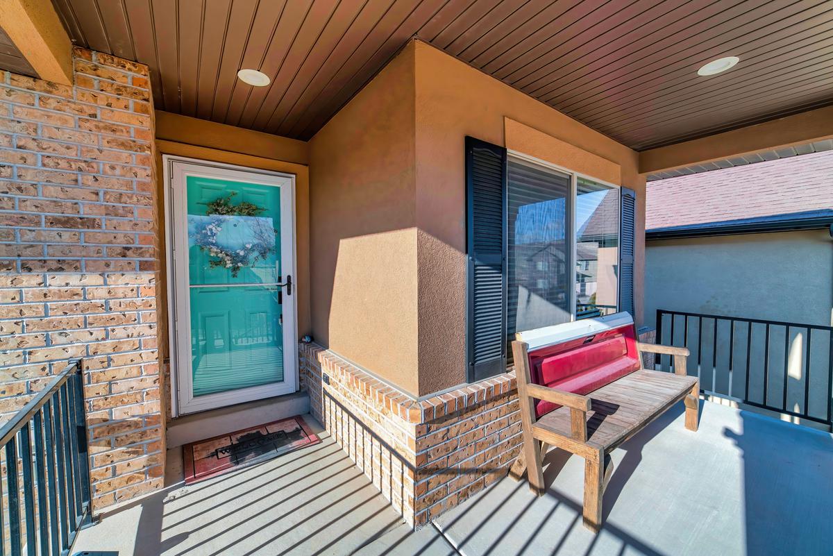 The Benefits of Having a Storm Door Installed