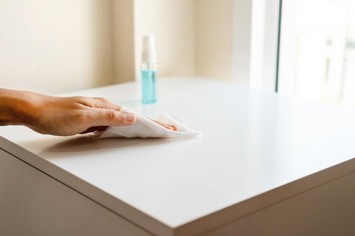 The Easiest Wet Wipes You Can Make Yourself