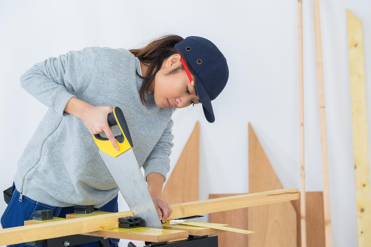 The Number of Frames You'll Need Depends on Size of the Aviary