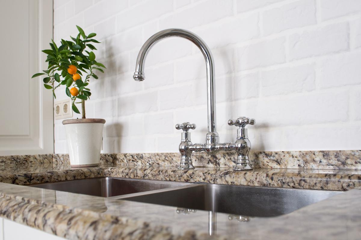 The Problems Which Could Arise With a Compression Faucet