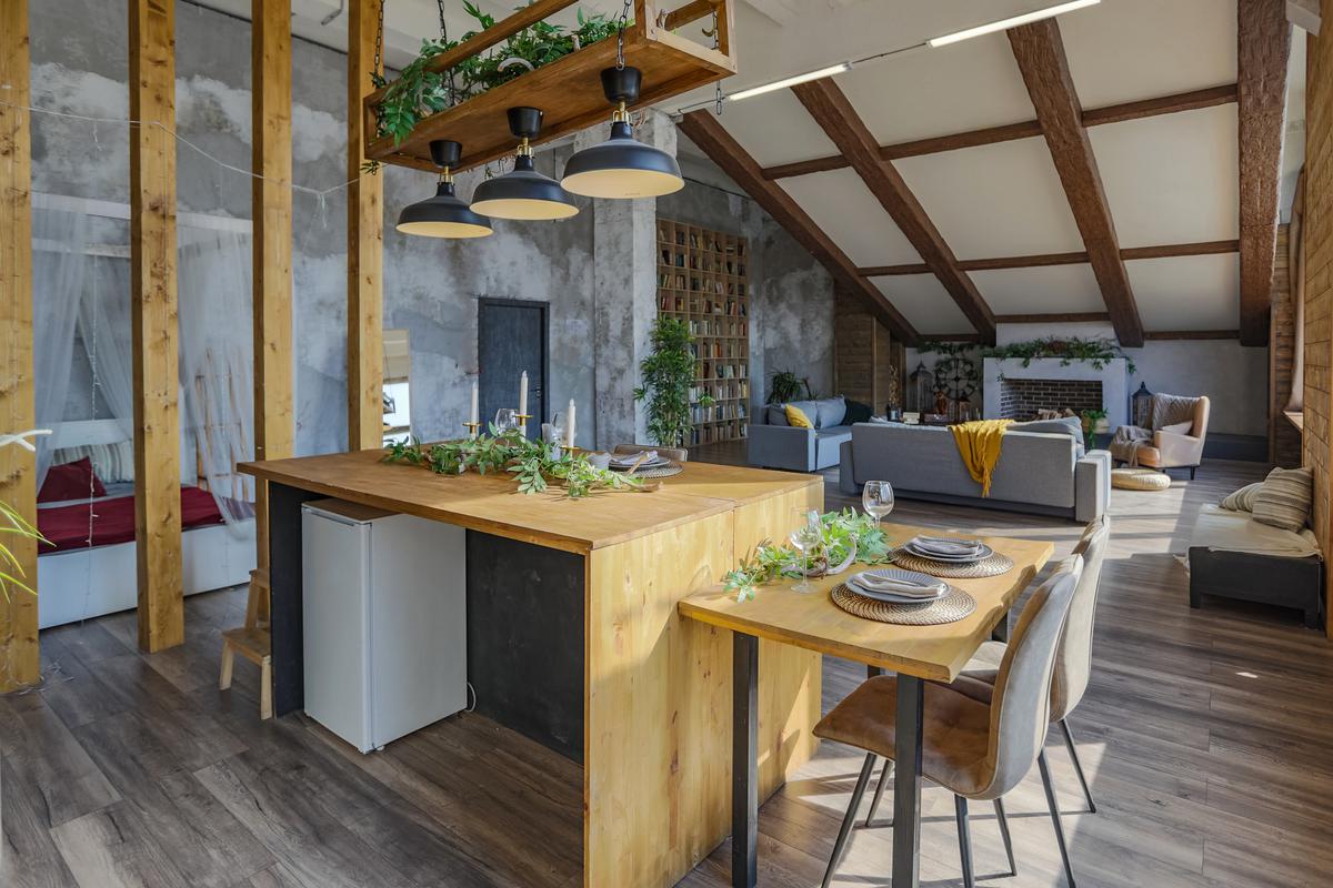 The Rustic Aesthetic of Wooden Beams In English Cottages