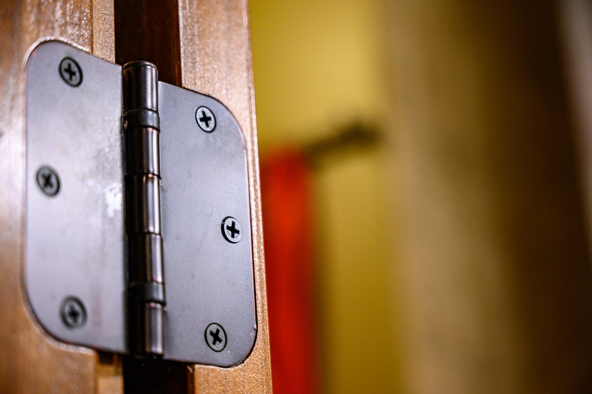 The flush hinge can be considered to be the sleeker version of the butt hinge.