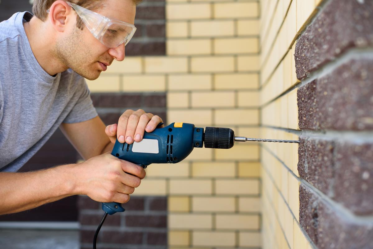 How To Safely Remove A Brick From A Wall