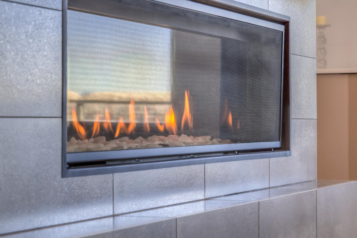 Vented Gas Fireplace Designs Offer Safety While Warming Up Your Living Space
