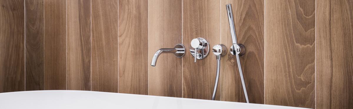 Wall Mounted Faucet for a More Ergonomic Design