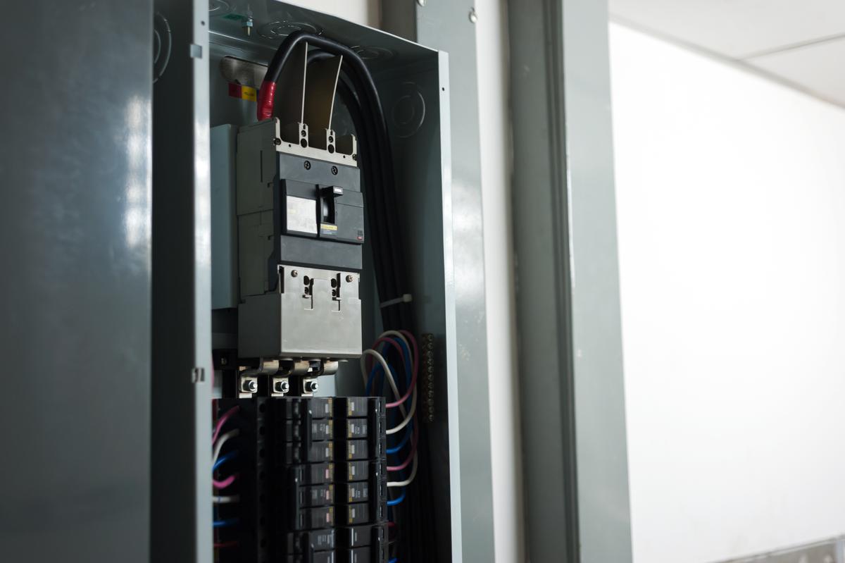 What Is the Fuse Box and What’s In It?