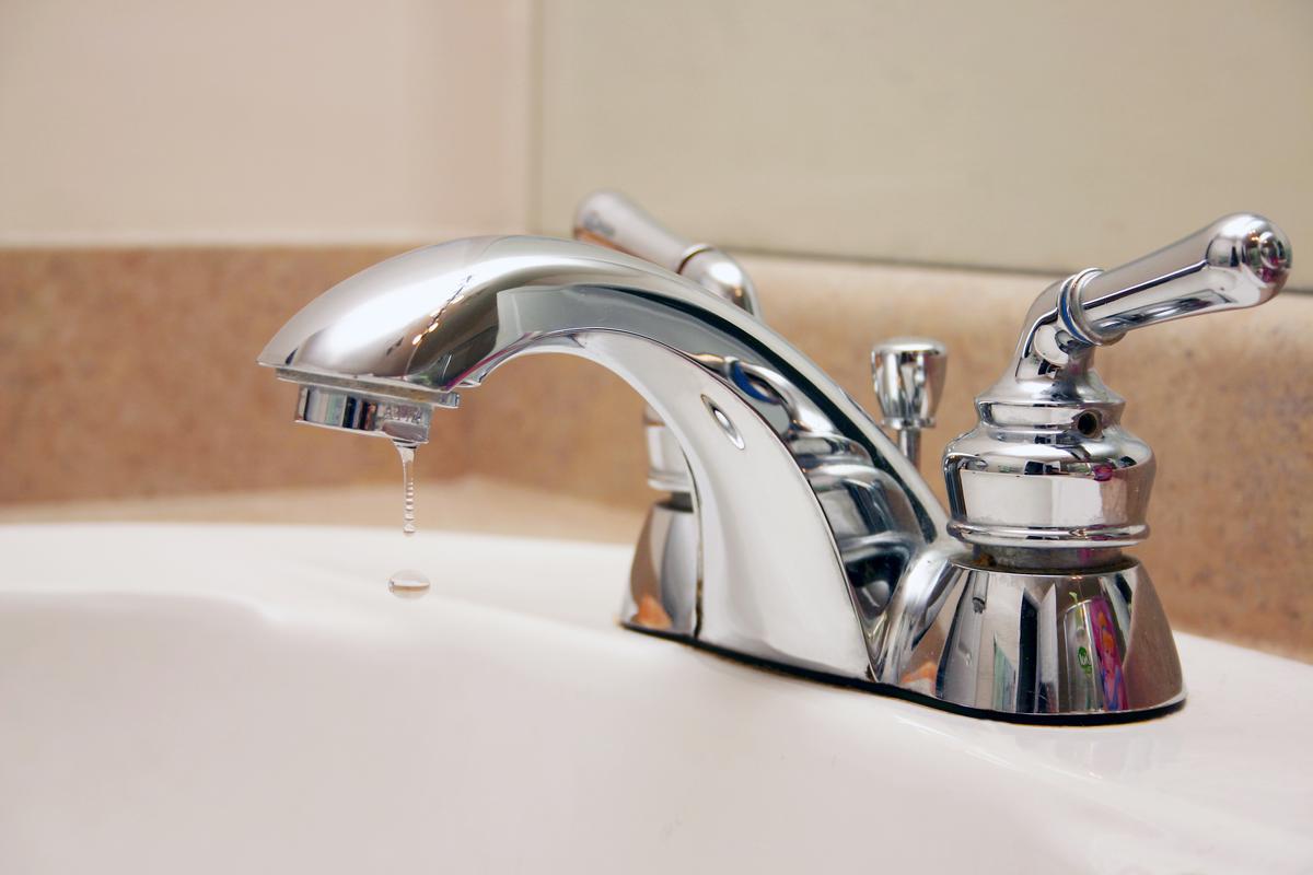 9 Common Bathroom Issues And How To Handle Them