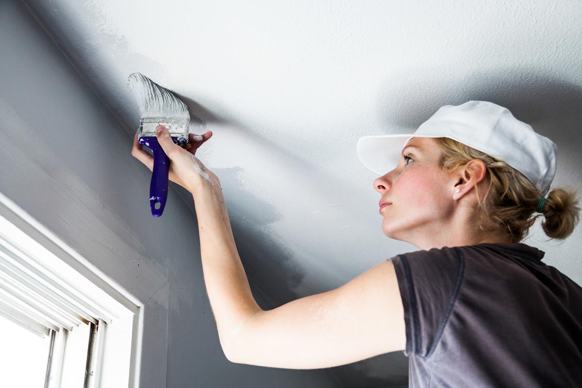 Always Paint Your Ceiling Before Your Walls, Here's Why