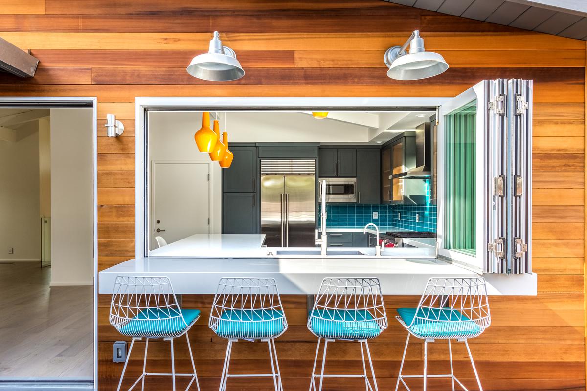 Backyard Recreation That's the Best of Both Worlds