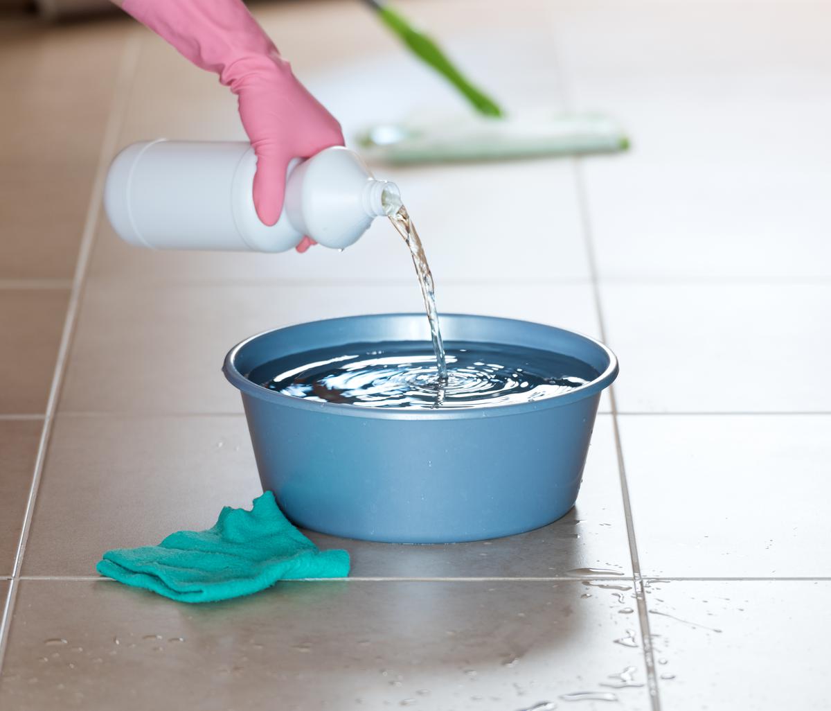 Bleach-based cleaners are powerful and reliable bathroom cleaning supplies.