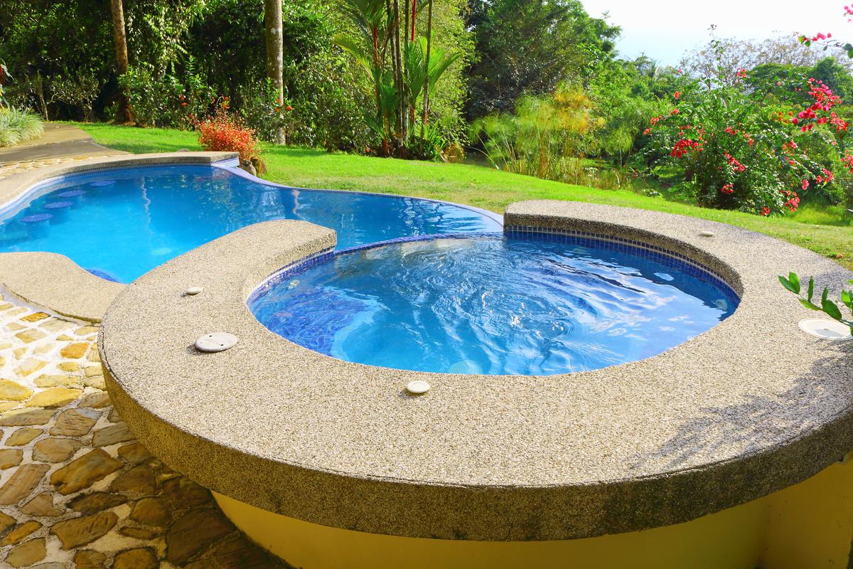 Classic Pool Designs for A Medium Sized Budget