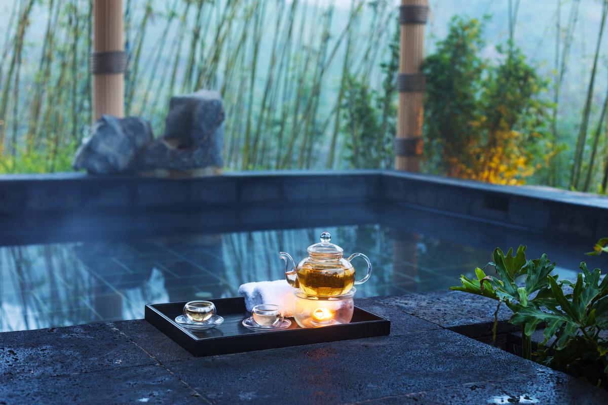Create a Japanese Inspired Bathhouse In Your Home