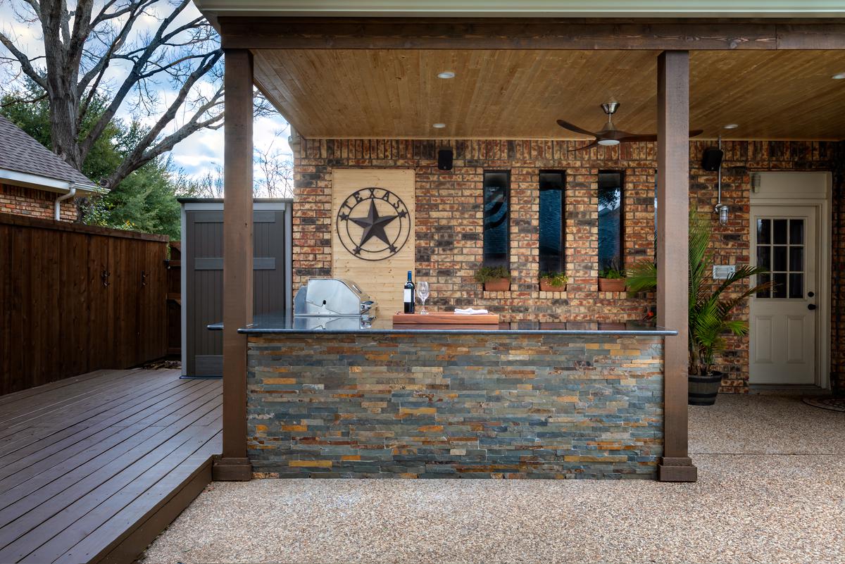 Design the Perfect Outdoor Kitchen In Time for Summer