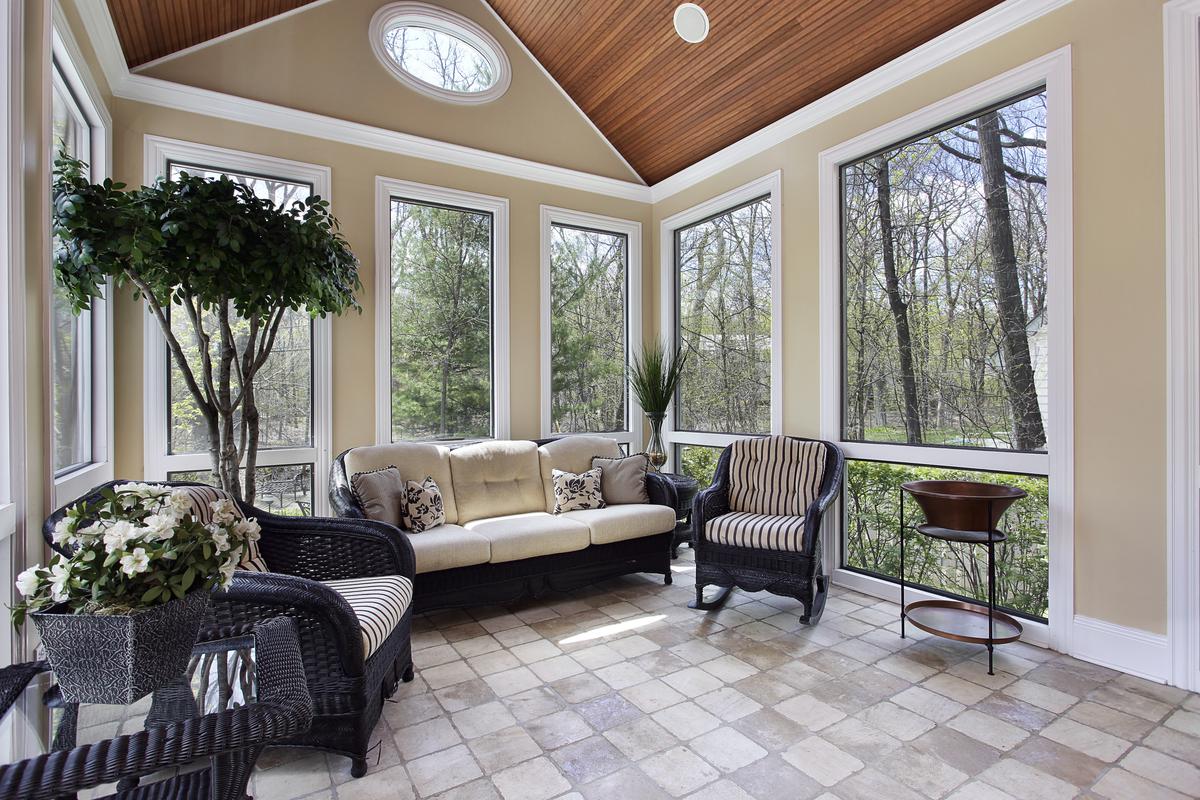 How to Stay Cool In Your Sunroom