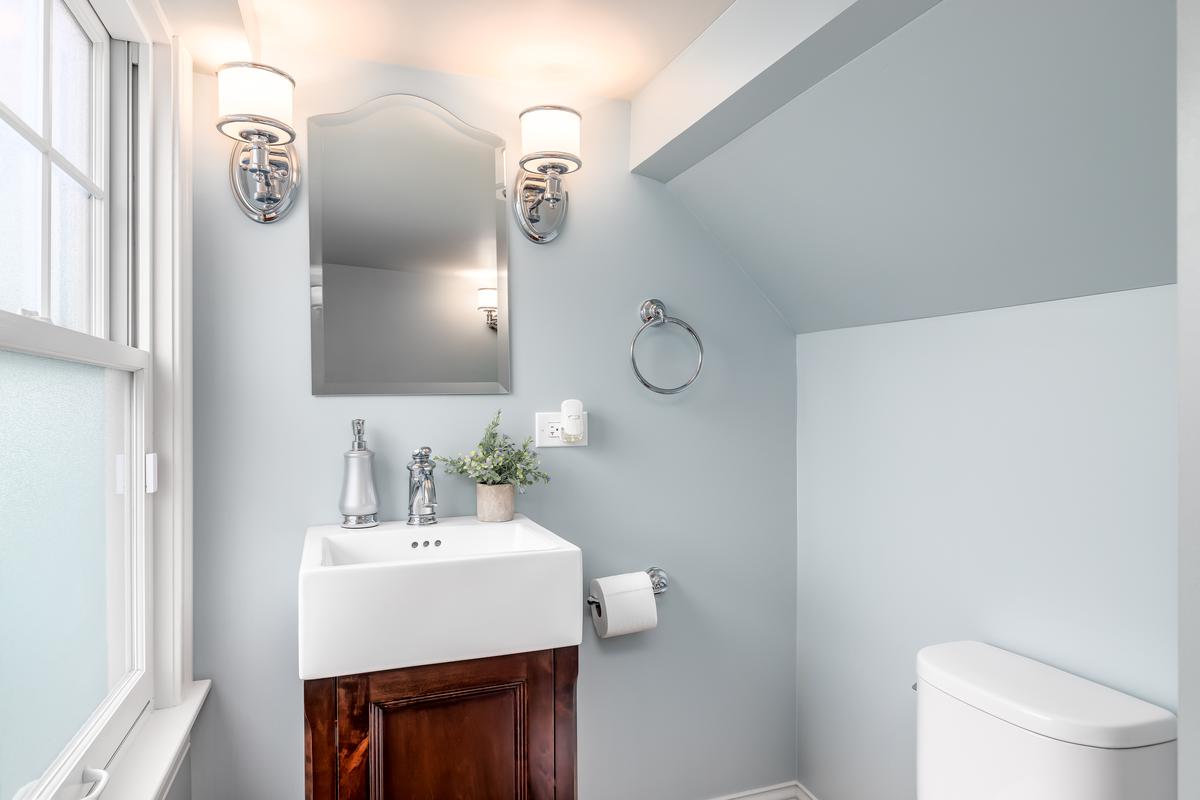 Important Elements of the Perfect Powder Room - Don't Forget Lighting!