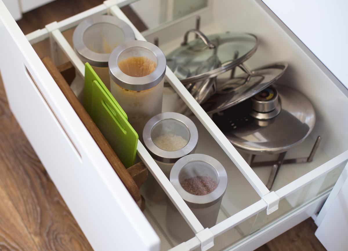 Kitchen Drawer Organization Tips
