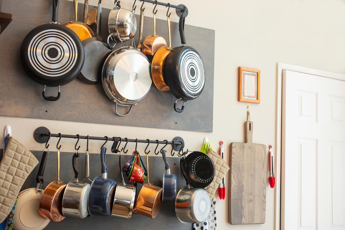 Make Use of Vertical Space for Optimal Efficiency and Fun Organization hacks