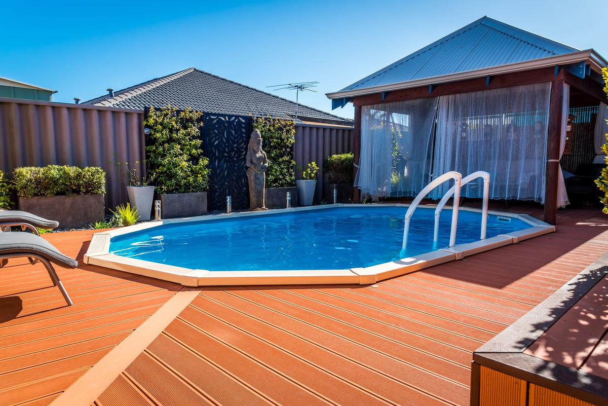 Make Your Partial Inground Pool Complete With a Deck