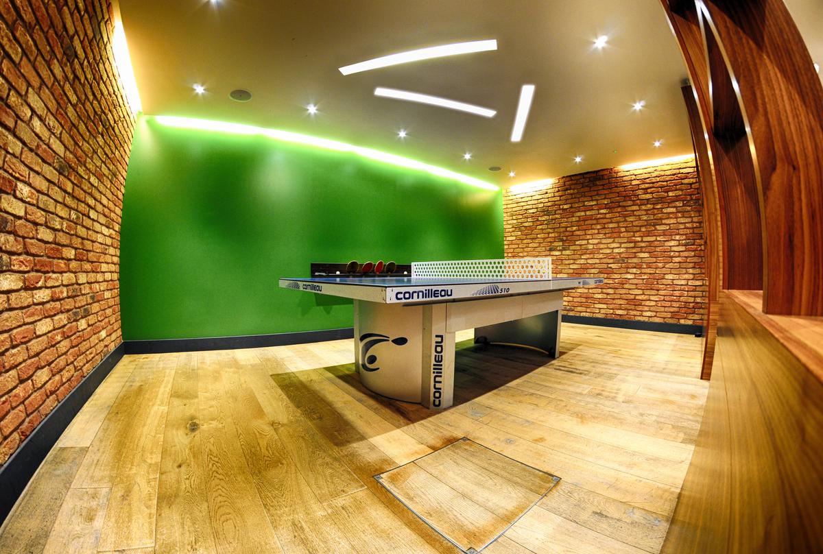 Photo by Viktor Forgacs on Unsplash