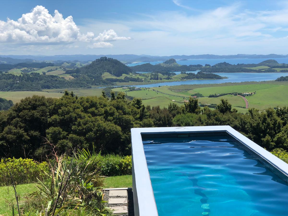 Pool Design Ideas In Time for Summer