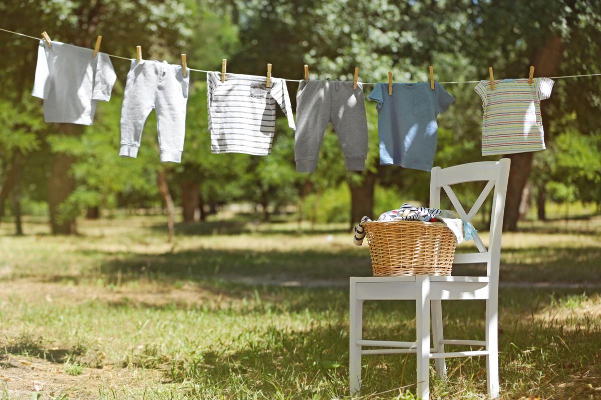 Saving On Energy Bills is As Easy As Drawing Up A Clothesline