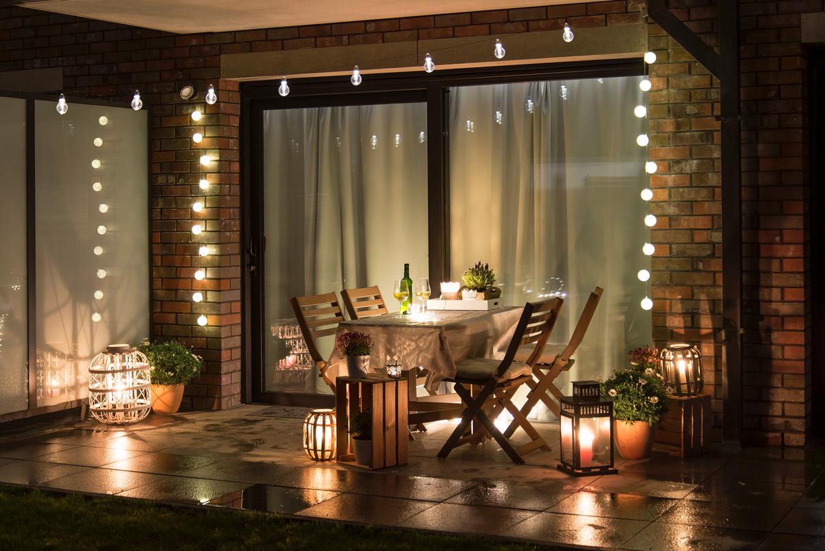 Soothing Outdoor Lighting Layouts