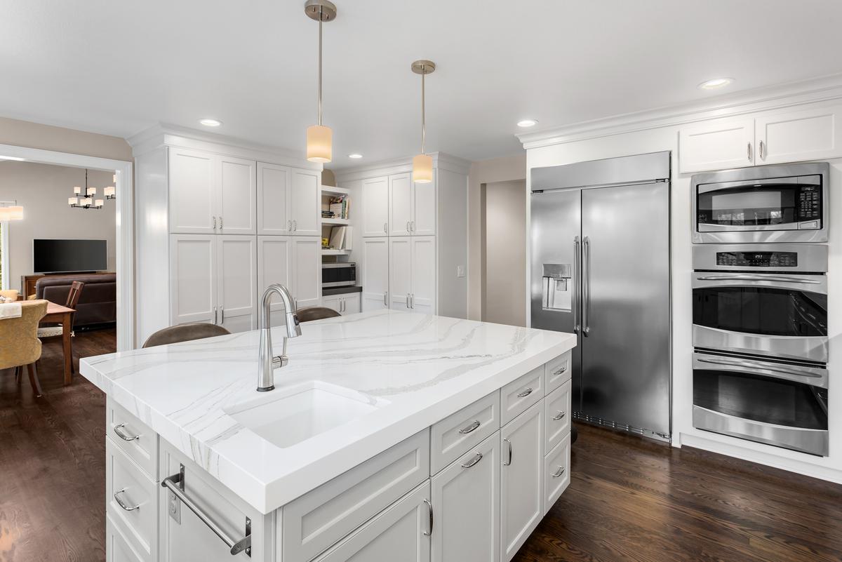 Additions That Can Be Made to an Island Kitchen