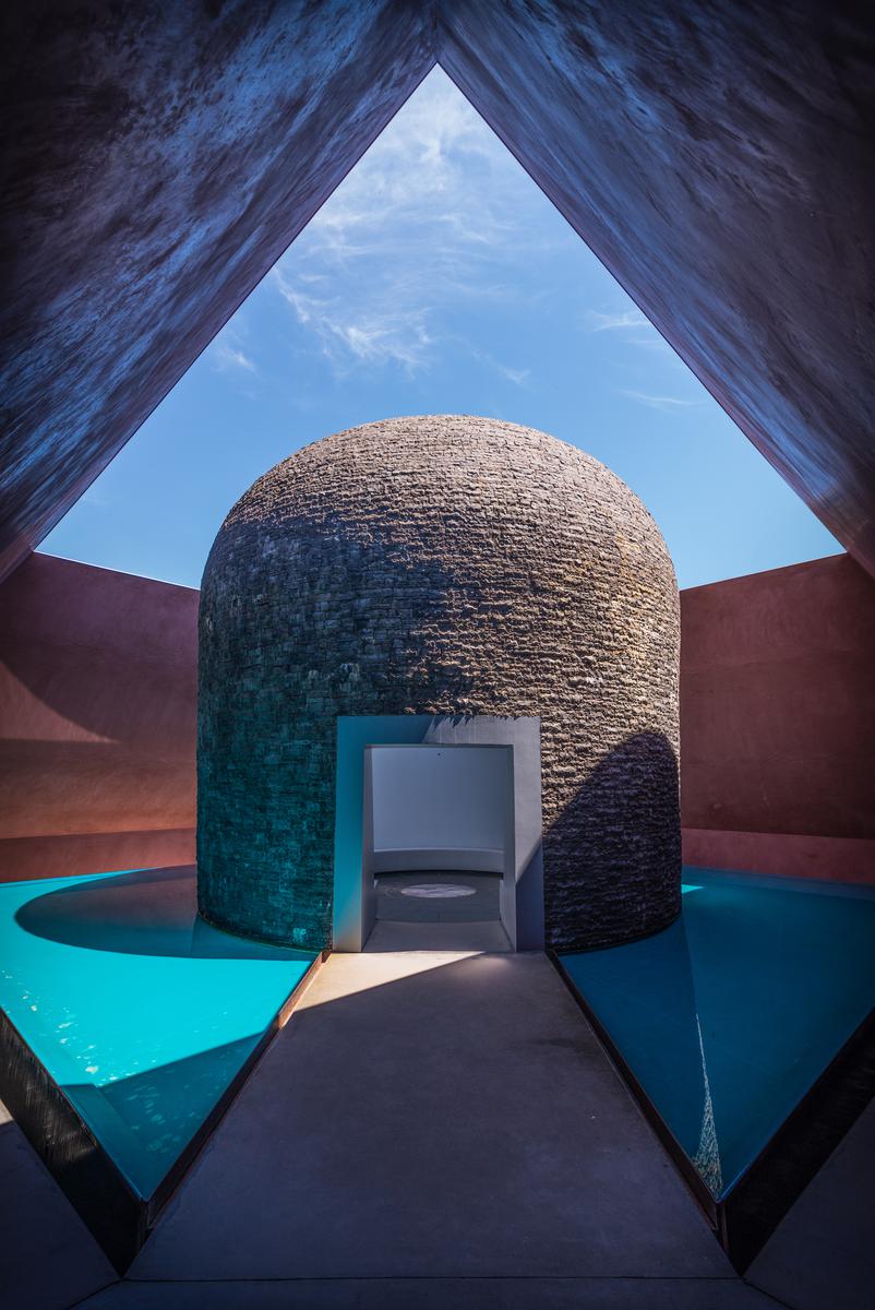 How James Turrell Brings Art Into Architecture And How You Can Too