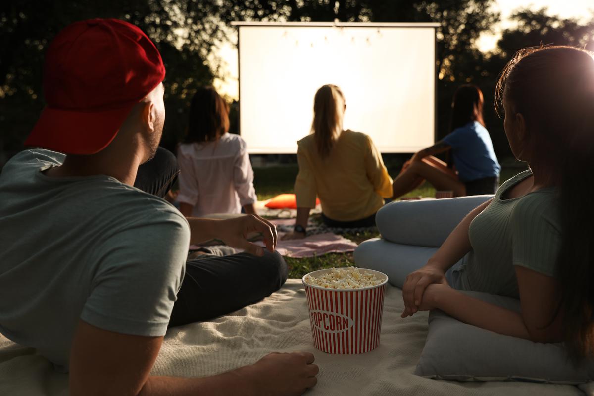 How to Make Your Own Home Movie Theater