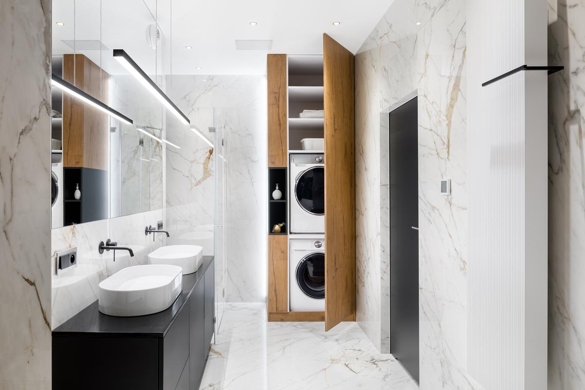 Marble door trimming makes for a truly luxurious addition to your interior doorways.