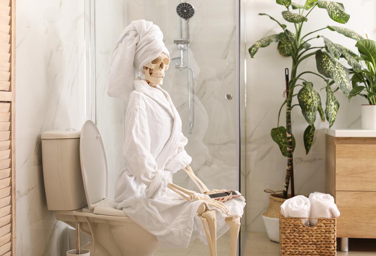 Plastic skeletons also work as an alternative if the idea of a fake body as Halloween decor is too much.